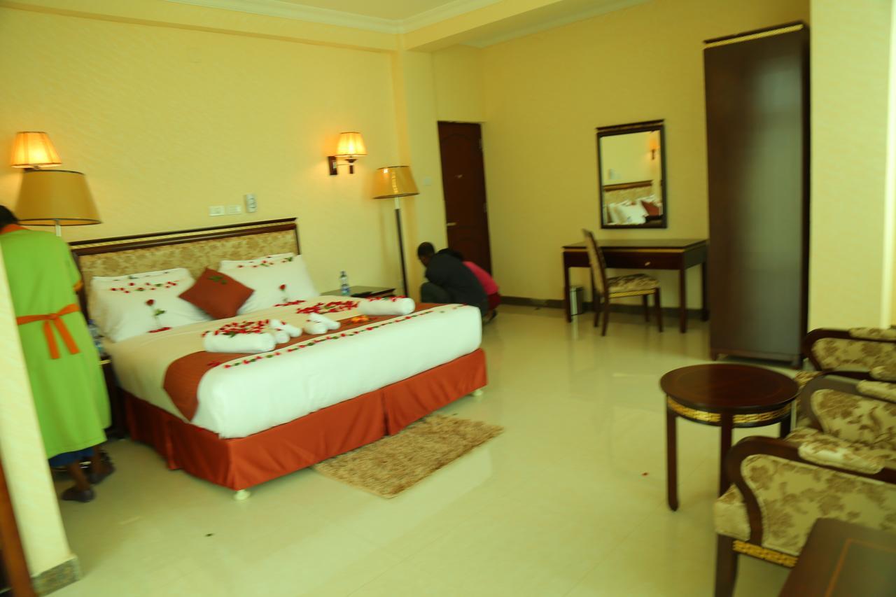 Solyana Hotel Bahir Dar Ngoại thất bức ảnh